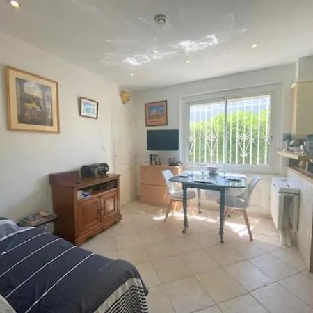 T3 Plain Pied Terrasse Wifi 4sard32 Ground Floor, Terrace And Wifi