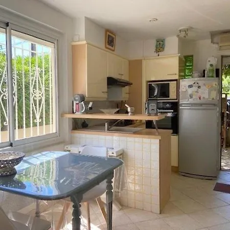 Appartement T3 Plain Pied Terrasse Wifi 4sard32 Ground Floor, Terrace And Wifi Canet-en-Roussillon