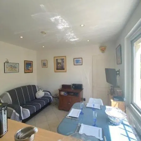 T3 Plain Pied Terrasse Wifi 4sard32 Ground Floor, Terrace And Wifi Appartamento *